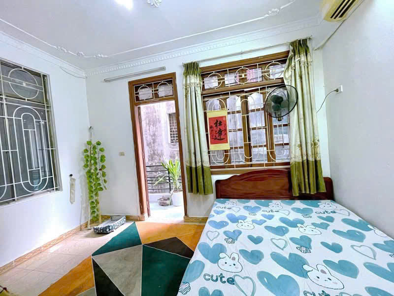 Cho thuê nhà Phố Hương Viên, Hai Bà Trưng 5 tầng x 30m2 làm VP, hoặc ở hộ gđ, 12 Triệu - Ảnh 2